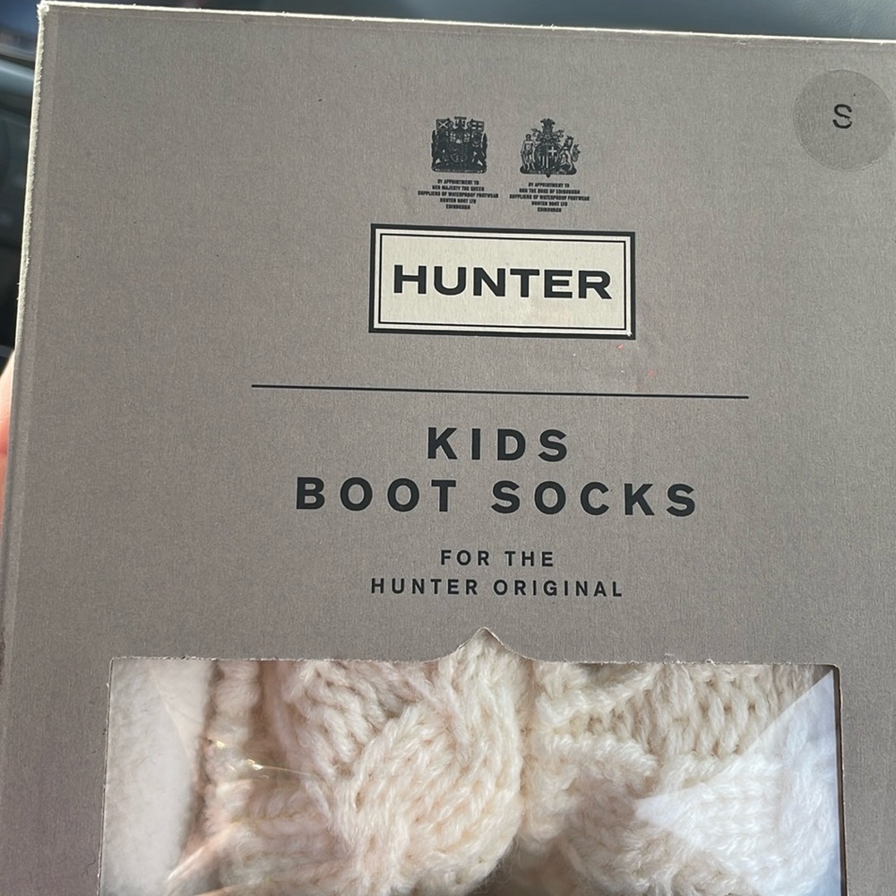 NWTS! Brand new in box! Boot socks for original kids Hunter boots! Cream cable